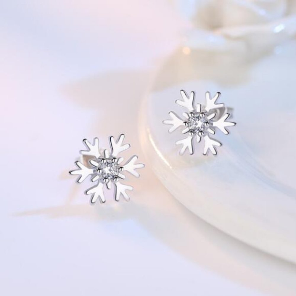925 Sterling Silver Diamond Snowflake Earrings J - Picture 7 of 8